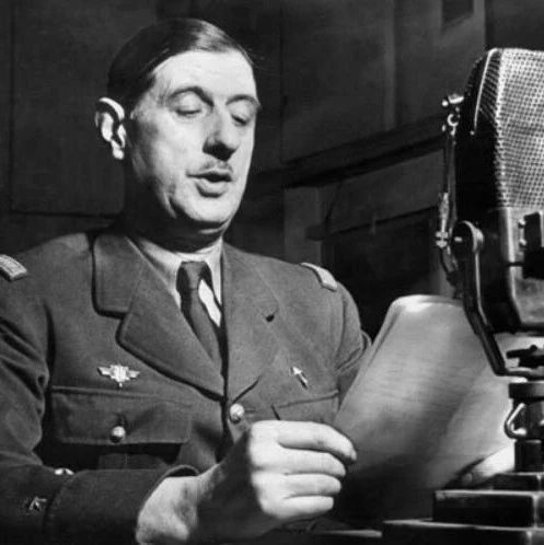 After the fall of France, apart from de Gaulle's free France, which other troops fought a bloody battle for the country?